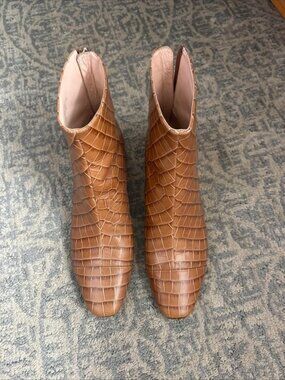 J.Crew 100% Leather Croc-Embossed Ankle Boots | Roxie Style AB517 8.5